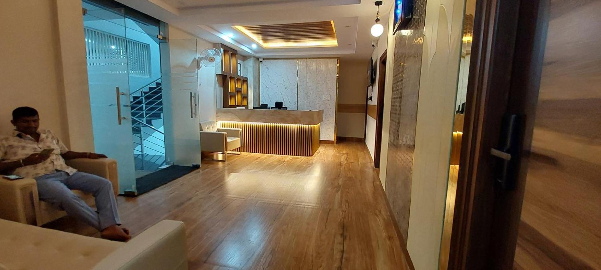 Sky Inn Mysore Exterior photo